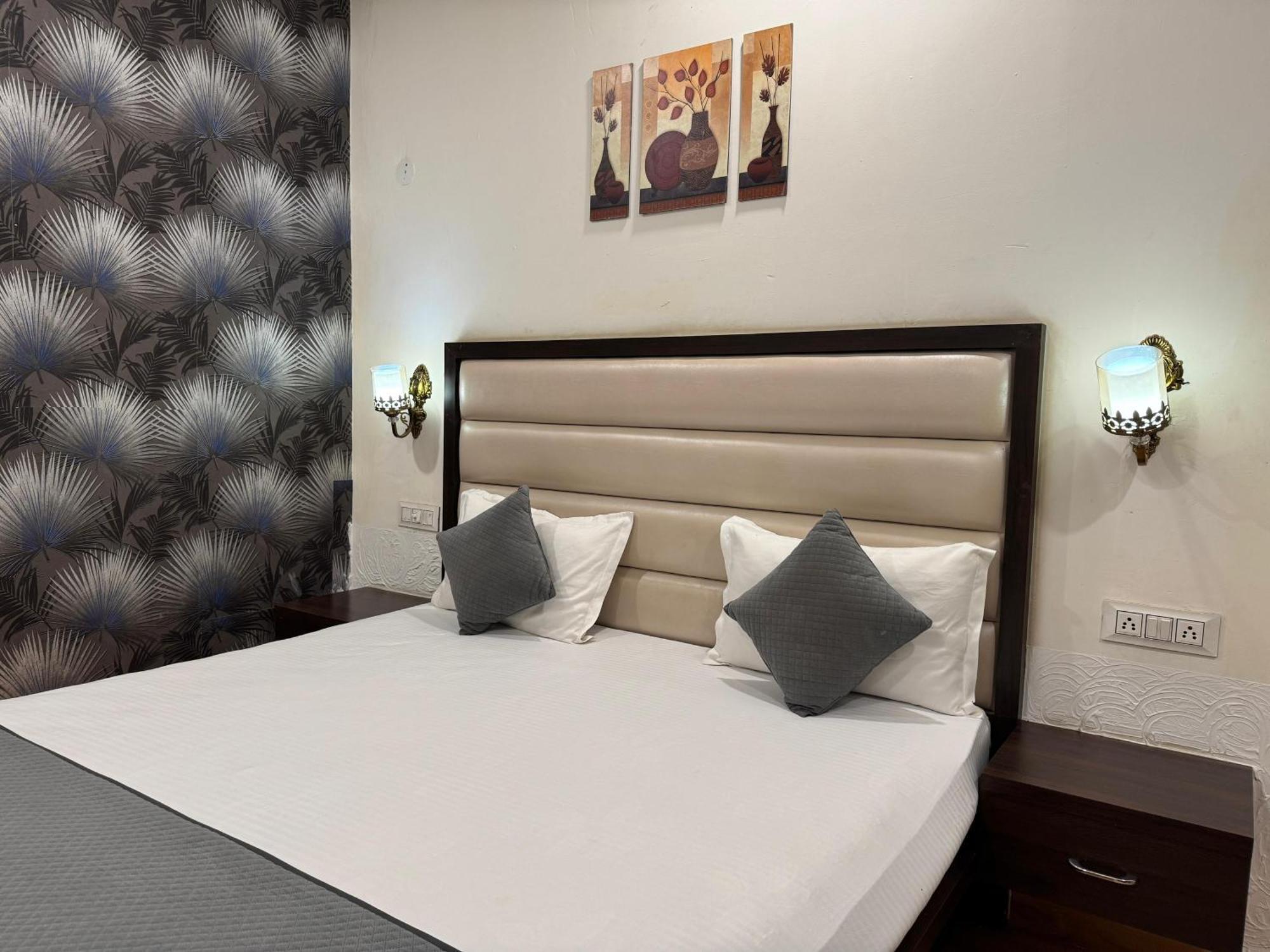 Hotel Sparkle Jaipur
